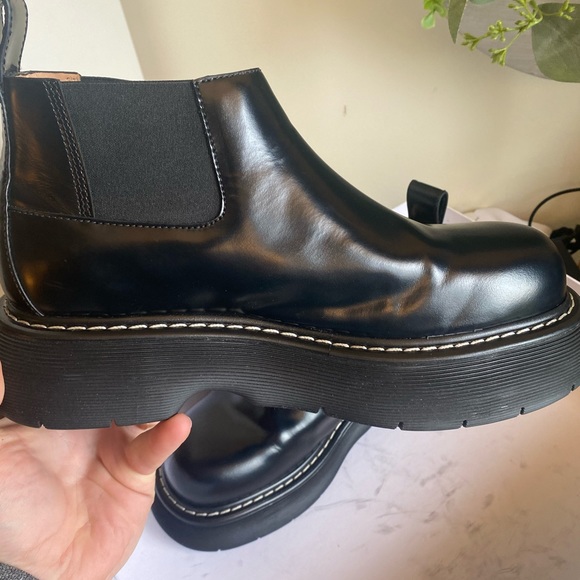 SOLD Bottega Veneta Black Bounce Leather Ankle Boot - Picture 7 of 16